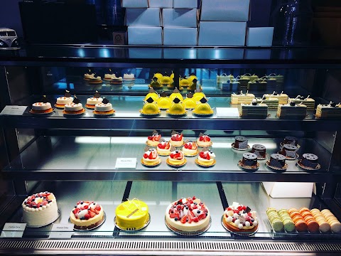 Cake at 5B2F Bakehouse, Gold Coast
