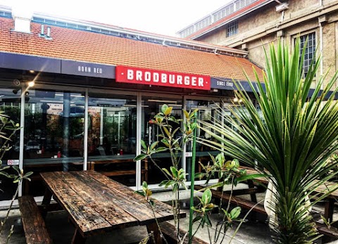 Burgers at Brodburger, Canberra