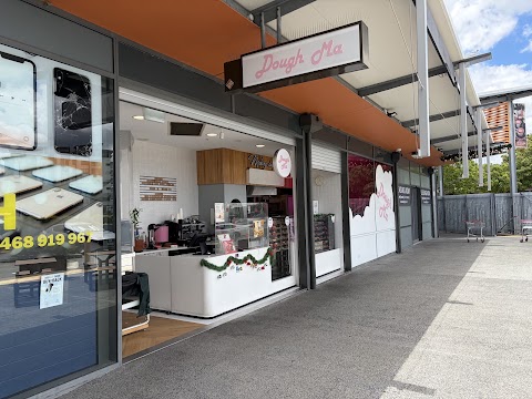 Donuts at Dough Ma, Brisbane
