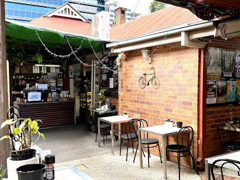 Brunch at Five Sisters Cafe and Bar, Brisbane