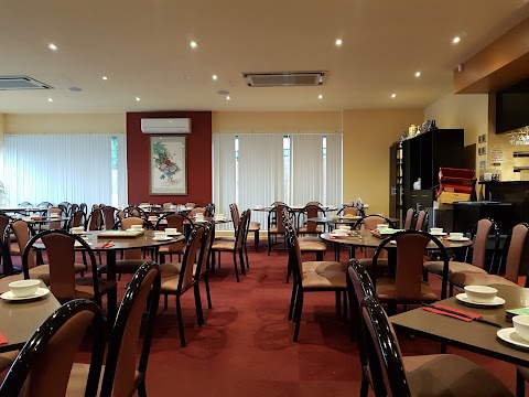 Photo: Luminita Lenuta via Google Dumplings at Dumpling Inn Restaurant, Canberra