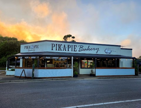 Meat Pie at Pik A Pie Bakery, Adelaide