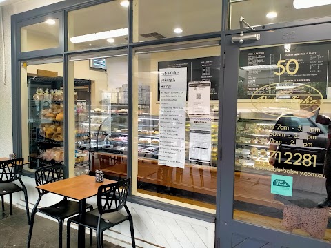 Cake at Pat-A-Cake, Adelaide