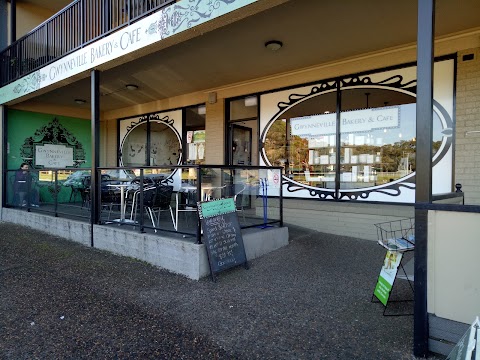 Cake at Gwynneville Bakery, Wollongong