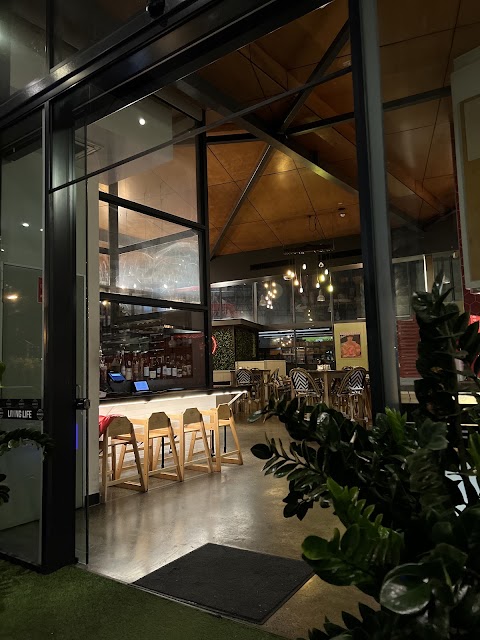 Pizza at HOPSCOTCH Kitchen Bar, Cairns