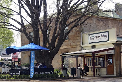 Meat Pie at Ross Bakery, Hobart