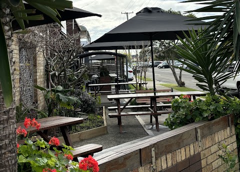 Coffee at Honey Bee Cafe, Wollongong