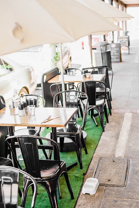 Brunch at Little Black Pug, Brisbane