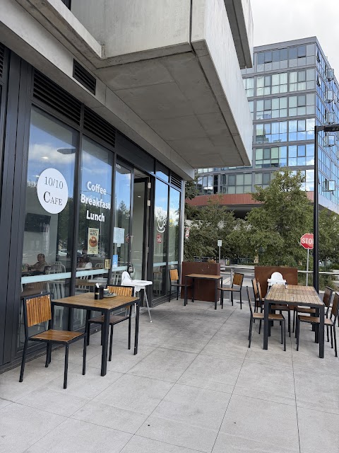Brunch at 10/10 cafe, Canberra