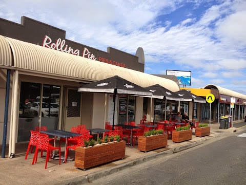 Meat Pie at Rolling Pin Pies & Cakes, Geelong