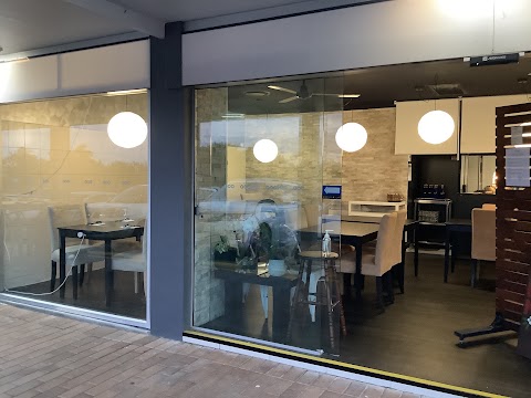 Sushi at Little Itoshin Japanese Dining Bar, Gold Coast
