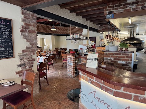 Pizza at Pizzeria Amore Mio, Perth