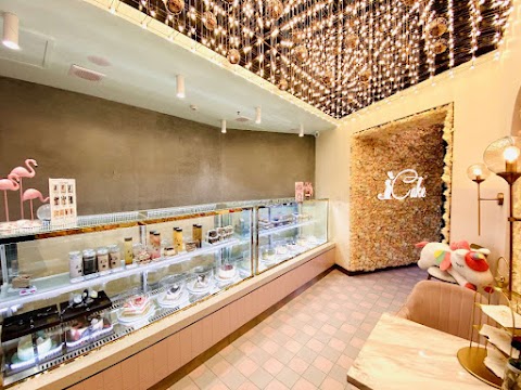 Cake at iCake, Melbourne