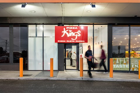 Pizza at Pizza Kings Newcomb, Geelong