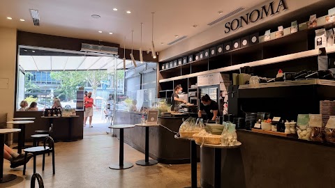 Photo: Karl Chong via Google Meat Pie at Sonoma Braddon, Canberra