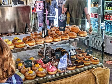 Cake at Kenilworth Bakery, Sunshine Coast