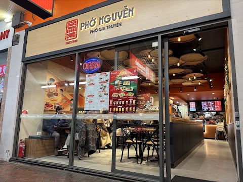 Pho at Phở Nguyễn, Adelaide
