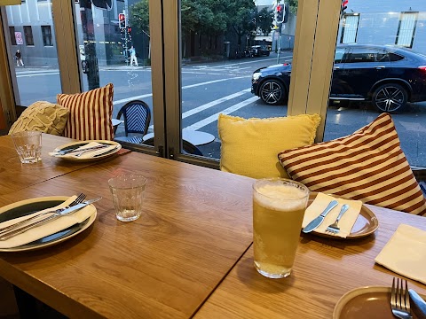 Brunch at Bar Nina, Sydney